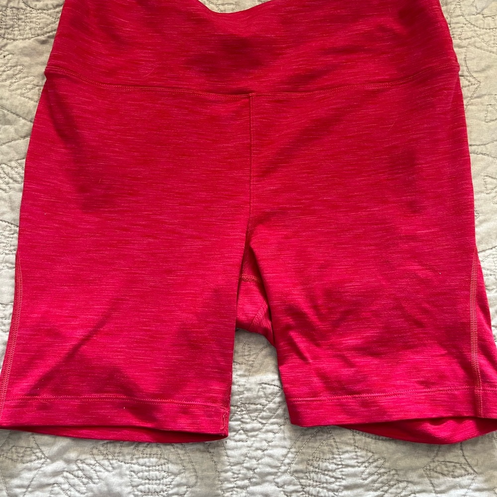 Outdoor Voices Warmup 7inch Short in Poppy